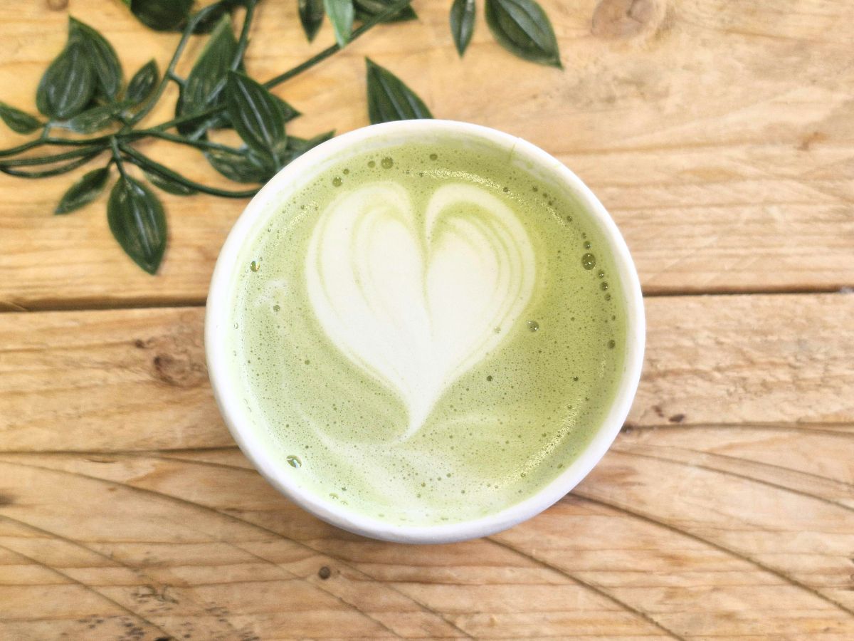 Matcha tea titkai nőknek: 8 hatás, amit a tested imádni fog